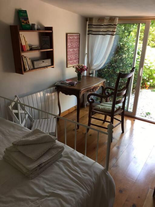 Studio Close Fourviere Very Quiet & Small Terrace Apartment Lyon Bagian luar foto