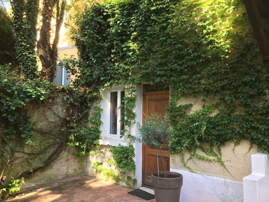 Studio Close Fourviere Very Quiet & Small Terrace Apartment Lyon Bagian luar foto