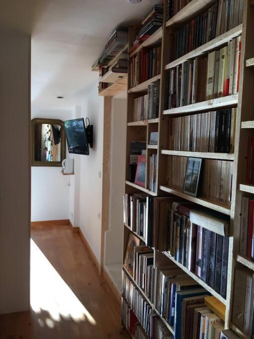 Studio Close Fourviere Very Quiet & Small Terrace Apartment Lyon Bagian luar foto