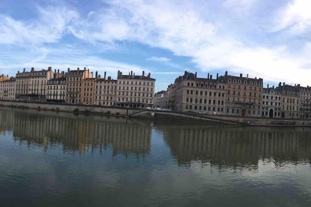 Studio Close Fourviere Very Quiet & Small Terrace Apartment Lyon Bagian luar foto
